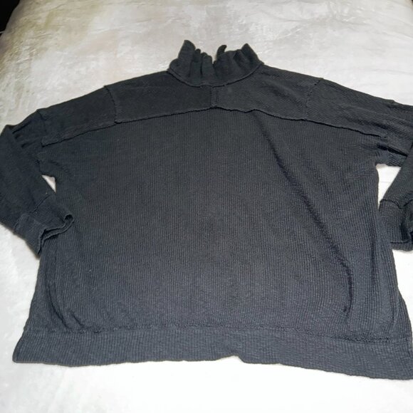 Women's We the Free Black Thermal 1/2 Zip Long Sleeves Sweater Size Medium - Picture 7 of 7